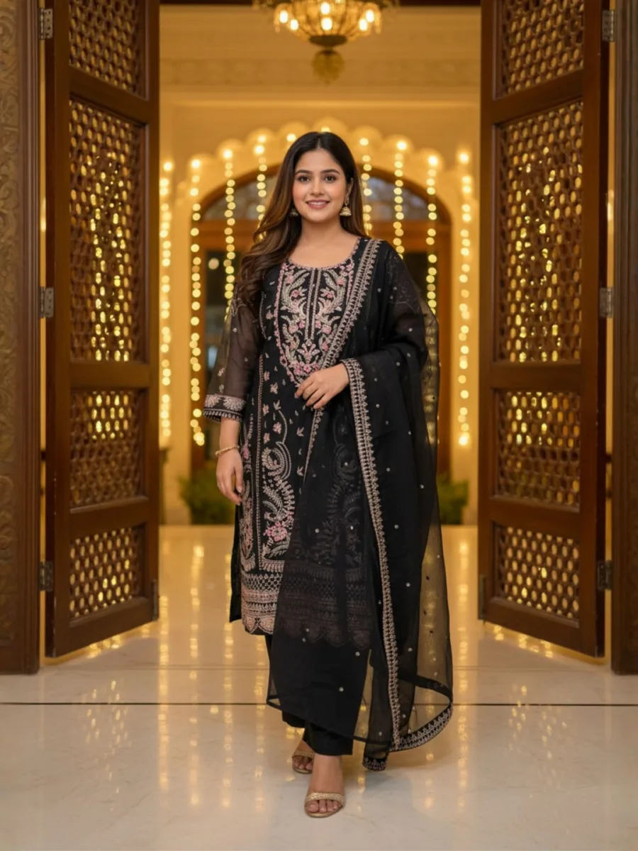 SERIN Noir Royale Embroidered Suit Set